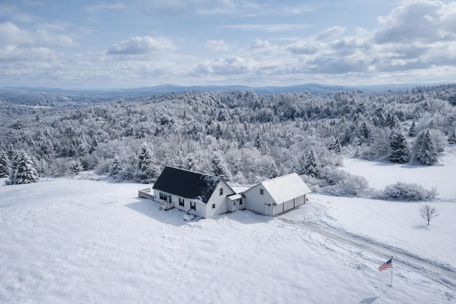1293 City Farm Road Newport Town, VT 05855 - Photo 2 of 44