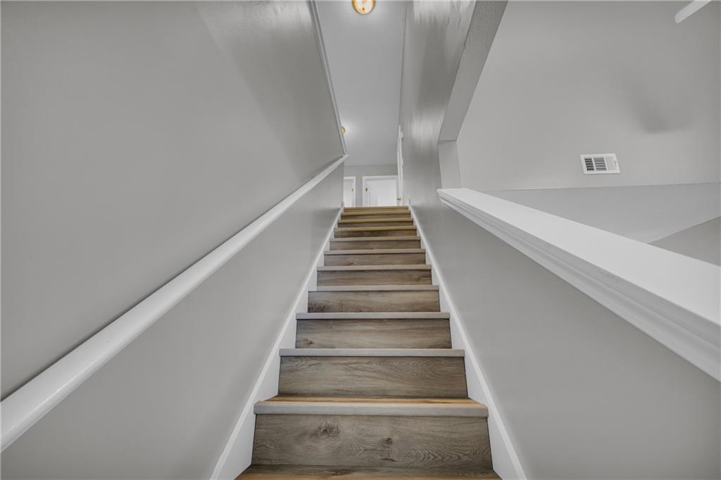 1498 Box Circle Winder, GA 30680 - Photo 25 of 56 a view of entryway