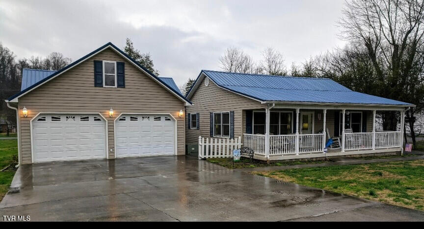 711 Pine Hill Road Elizabethton, TN 37643 - Photo 1 of 18 711PineHillRd_49007_1