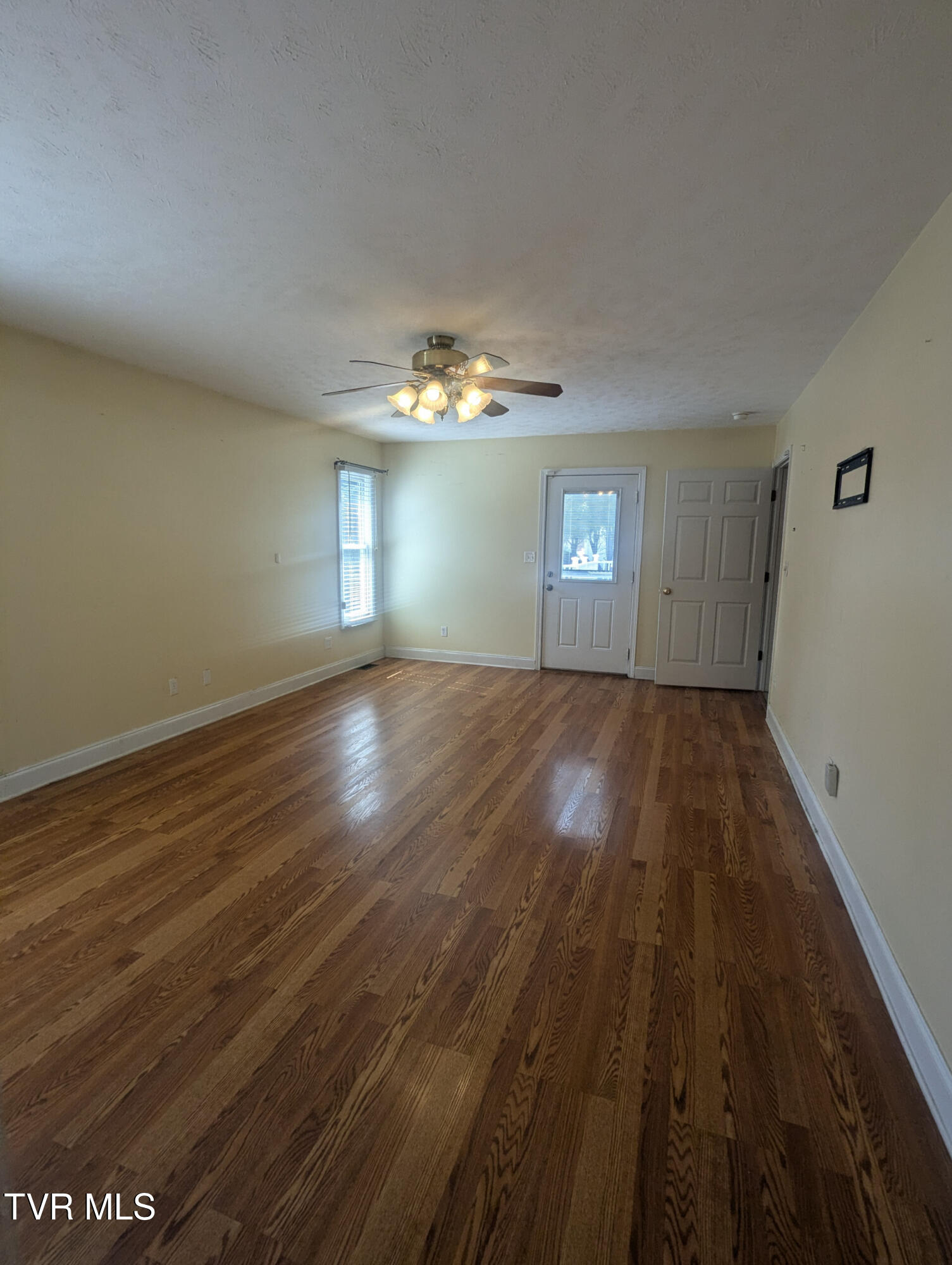 711 Pine Hill Road Elizabethton, TN 37643 - Photo 12 of 18 711PineHillRd_49007_12