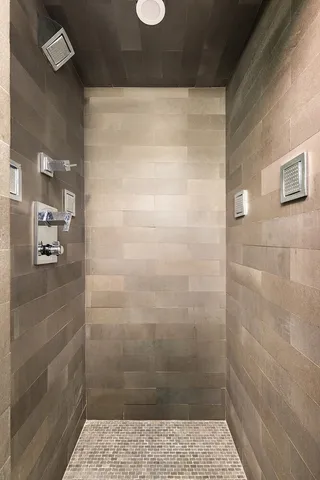 $18,000 | 159 West 53rd Street, Unit 11BC | Theater District