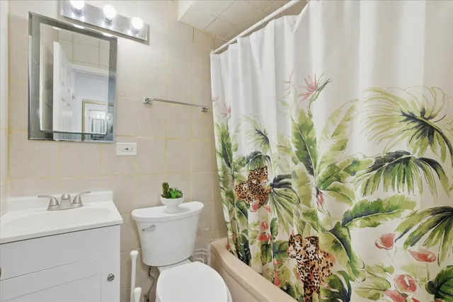 $314,900 | 1582 Pennsylvania Avenue, Des Plaines, IL 60018