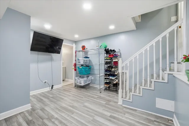 $314,900 | 1582 Pennsylvania Avenue, Des Plaines, IL 60018