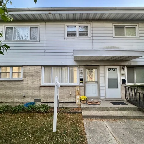 $314,900 | 1582 Pennsylvania Avenue, Des Plaines, IL 60018