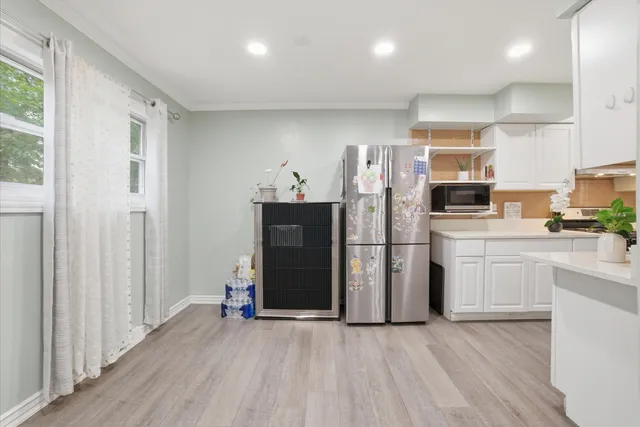 $314,900 | 1582 Pennsylvania Avenue, Des Plaines, IL 60018