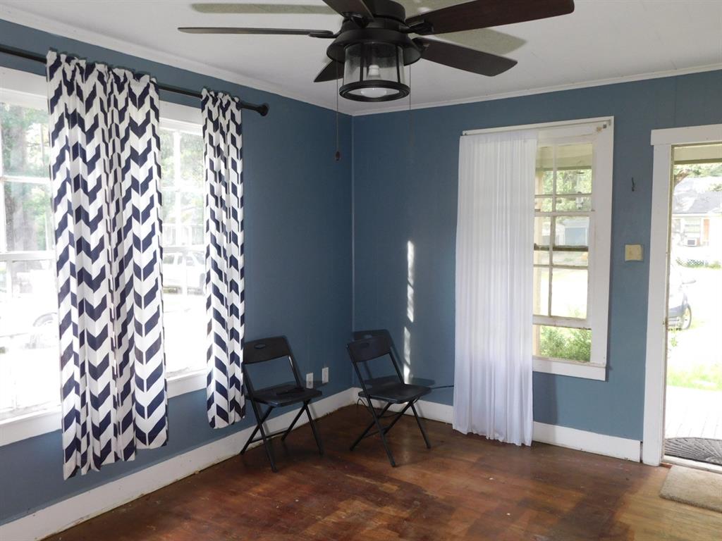 213 3rd Street Springhill, LA 71075 - Photo 5 of 11
