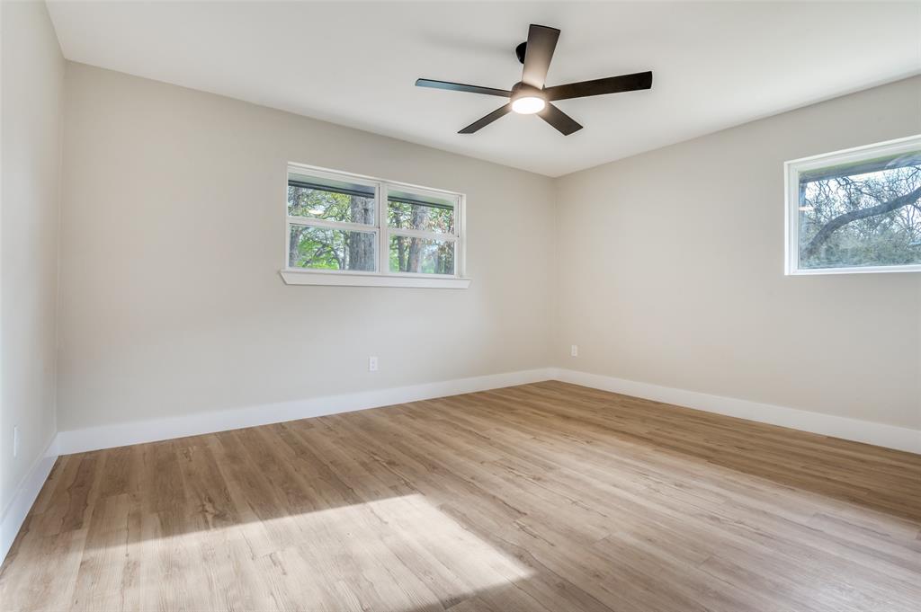 6016 Jacqueline Road Fort Worth, TX 76112 - Photo 23 of 35