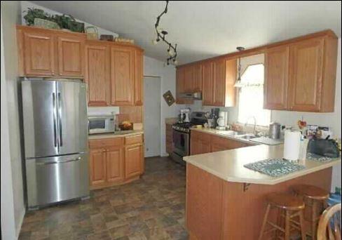 622 Lewis Road Watsonville, CA 95076 - Photo 6 of 10 Gallery Image 6