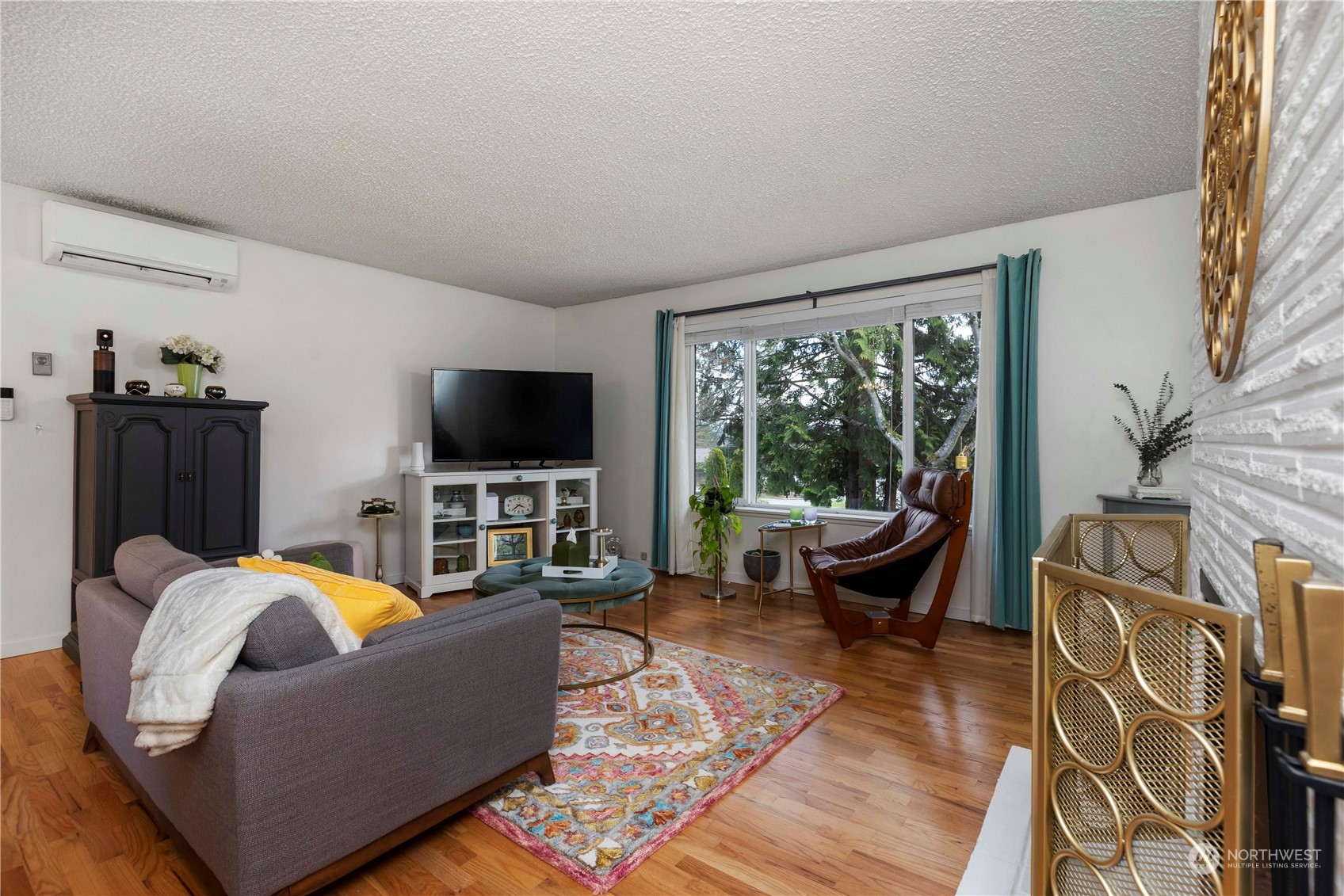 10714 Northeast 194th Street Bothell, WA 98011 - Photo 11 of 40 Gallery Image 11