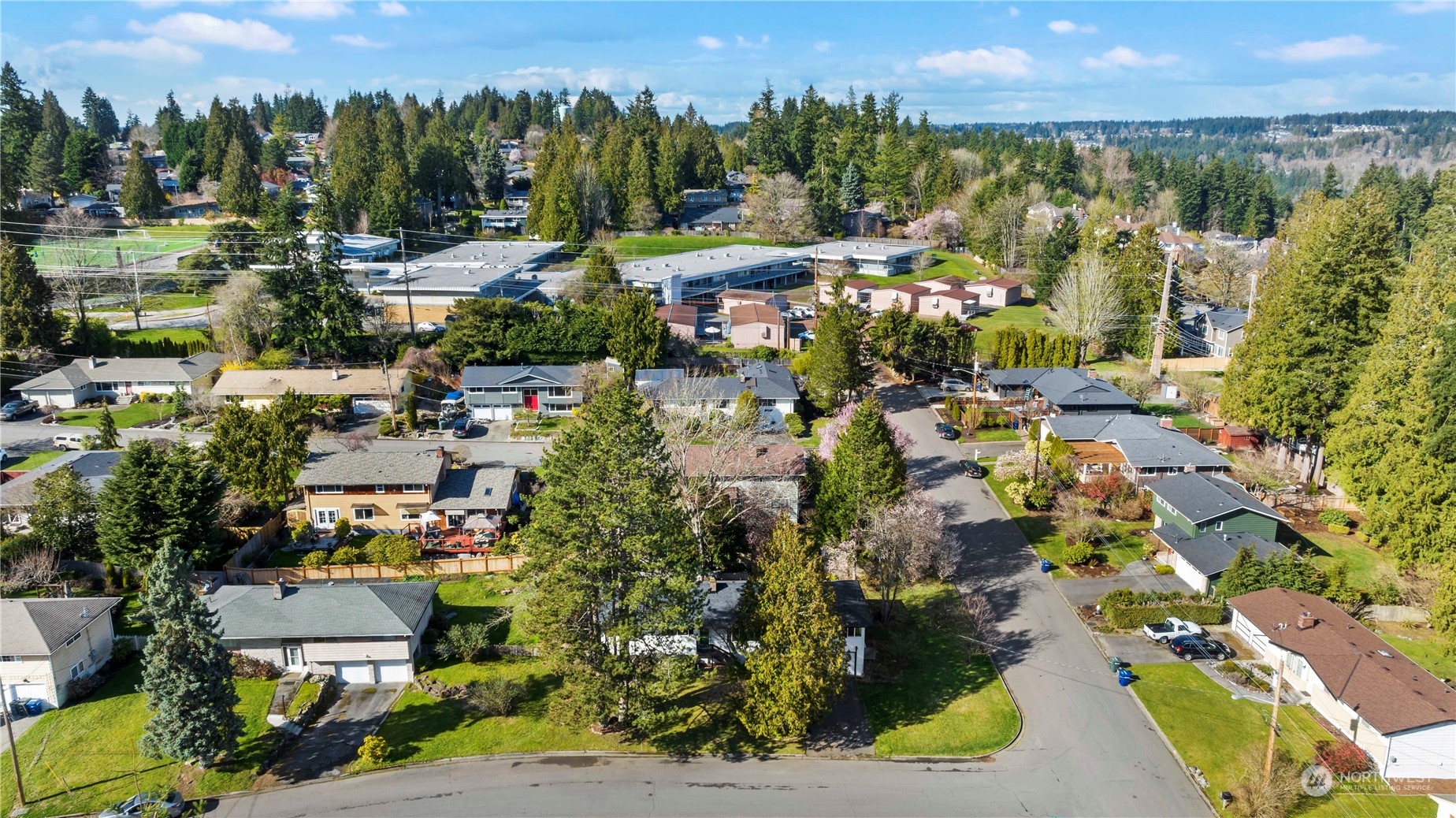 10714 Northeast 194th Street Bothell, WA 98011 - Photo 5 of 40 Gallery Image 5