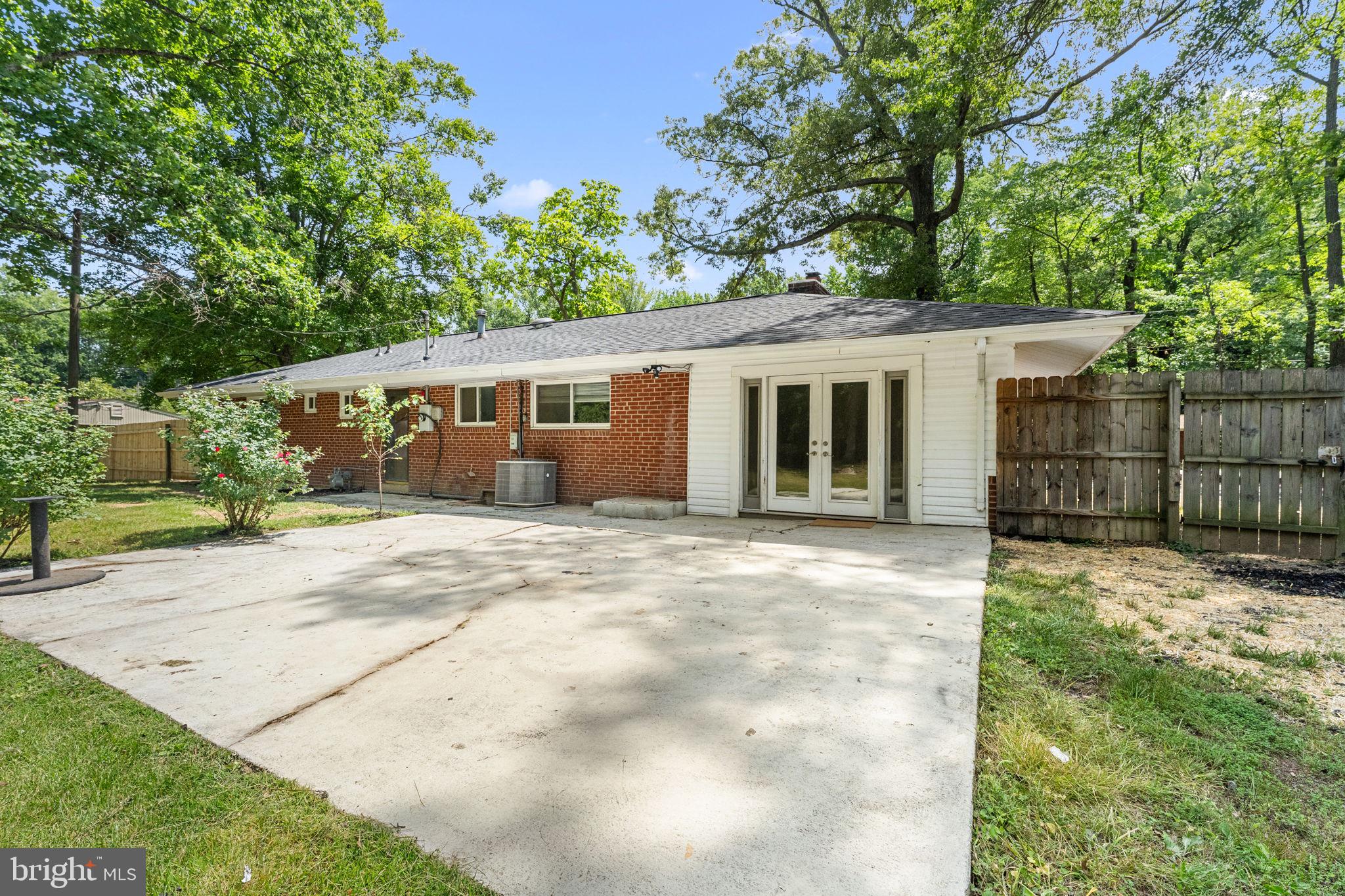 18301 Cabin Road Triangle, VA 22172 - Photo 43 of 46