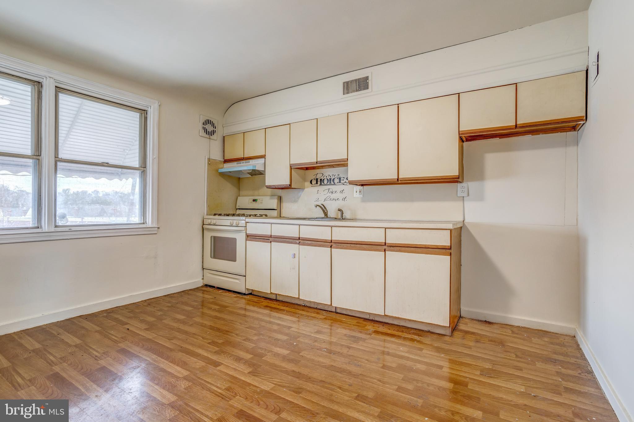 4728 State Road Drexel Hill, PA 19026 - Photo 9 of 17