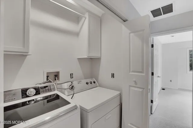 a view of utility room