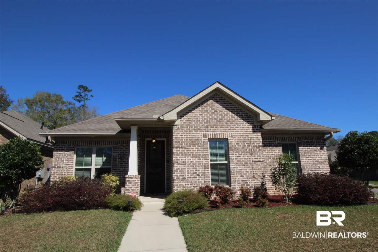 6154 Louise Place West Mobile, AL 36609 - Photo 2 of 25 Beautiful Home
