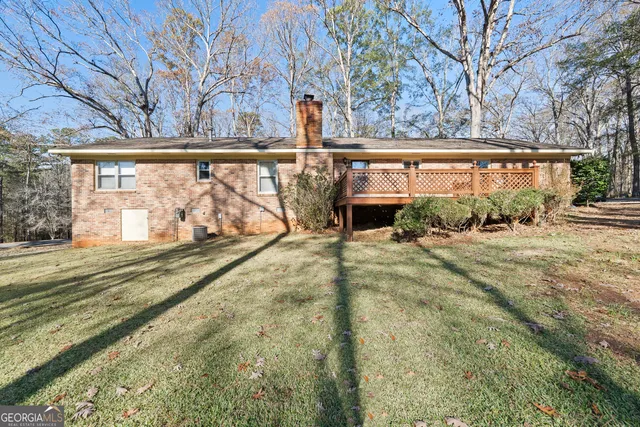 $295,000 | 121 Windsor Drive, Eatonton, GA 31024