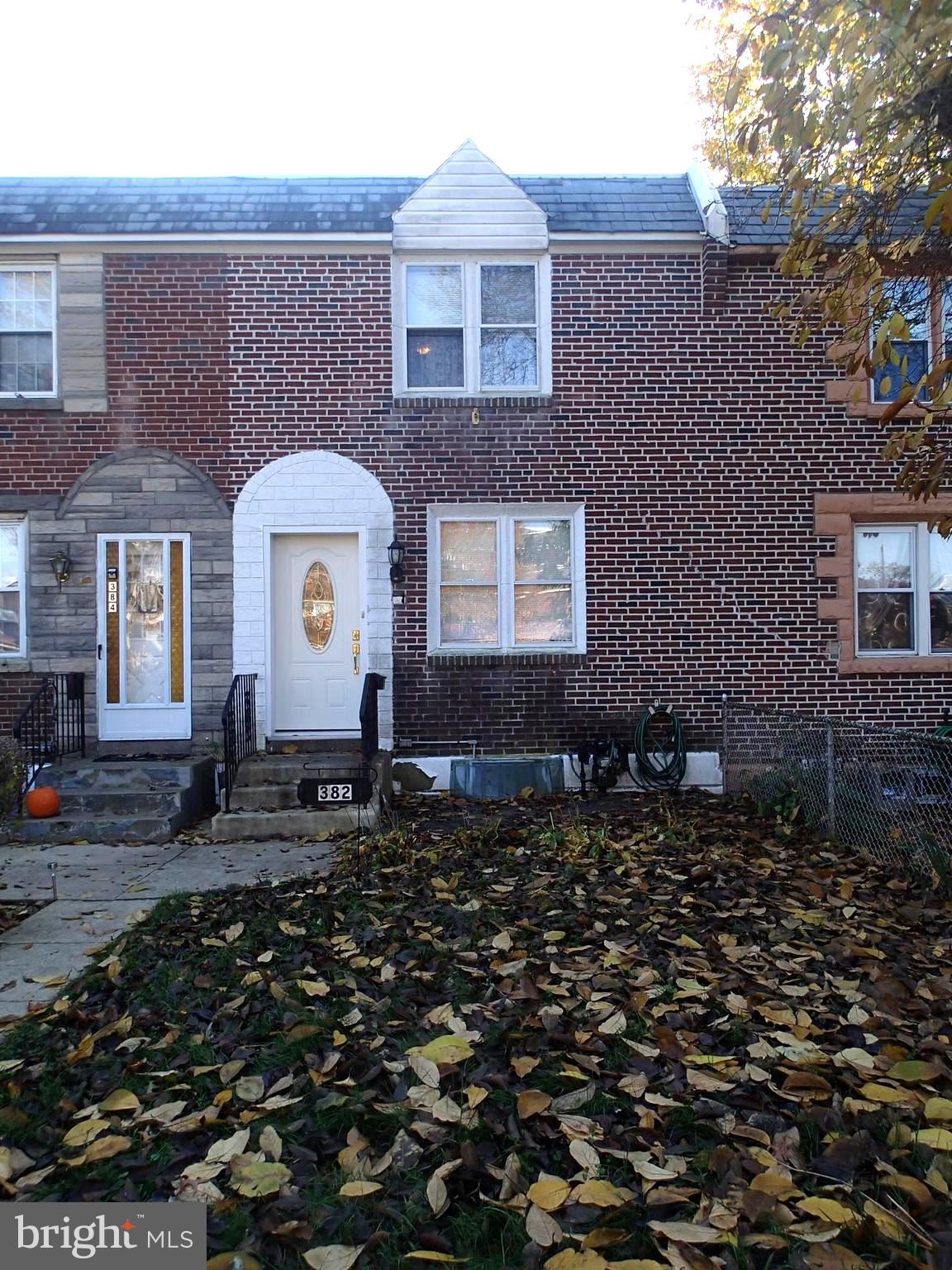 382 Glen Cove Road Collingdale, PA 19023 - Photo 2 of 17 Gallery Image 2