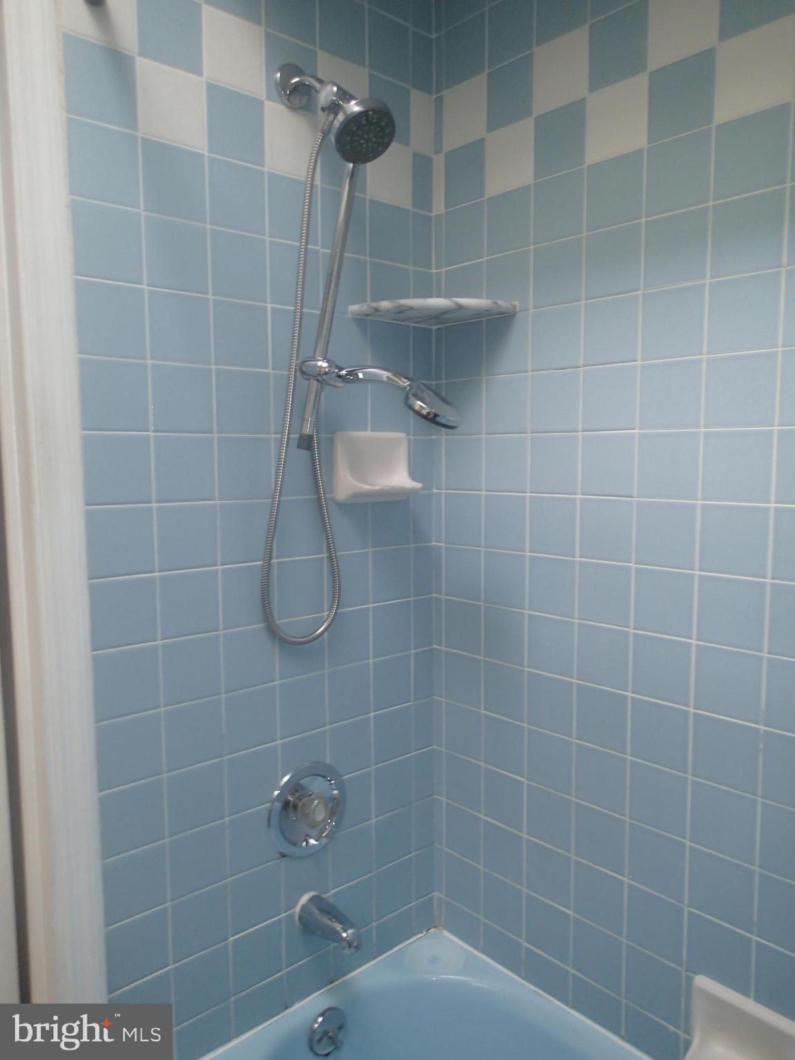 382 Glen Cove Road Collingdale, PA 19023 - Photo 15 of 17 Gallery Image 15