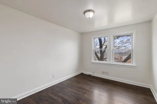 $1,200 | 3902 Erdman Avenue, Unit 2, Baltimore, MD 21213