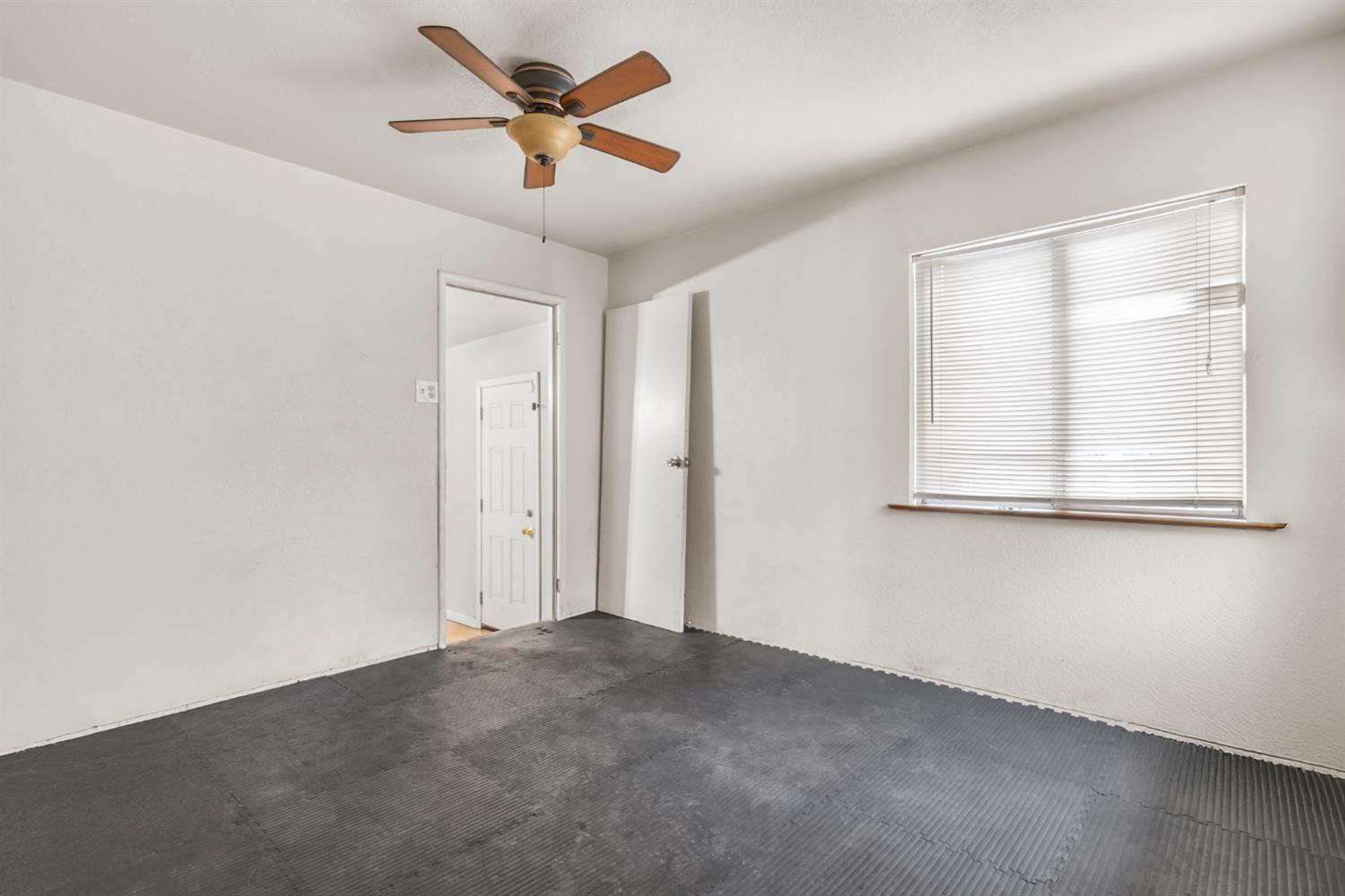 2344 Regal Road Modesto, CA 95358 - Photo 20 of 37