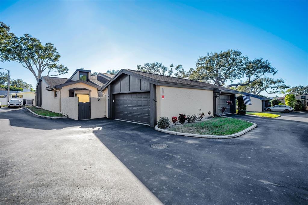 13300 Indian Rocks Road, Unit 101 Largo, FL 33774 - Photo 3 of 100 Gallery Image 3