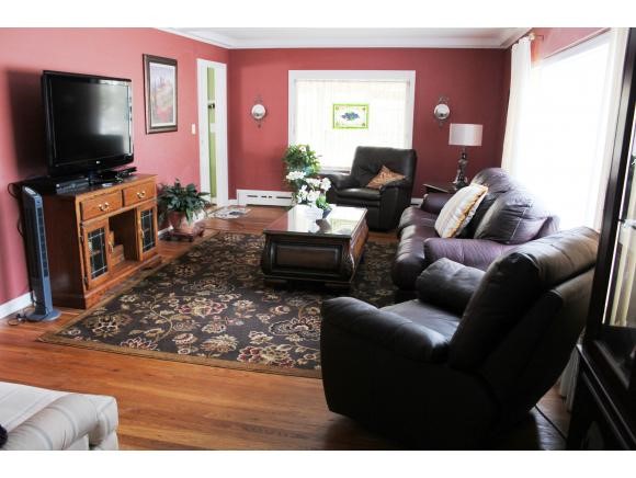 247 North Main Street Rochester, NH 03867 - Photo 12 of 23