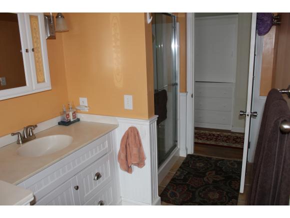 247 North Main Street Rochester, NH 03867 - Photo 18 of 23