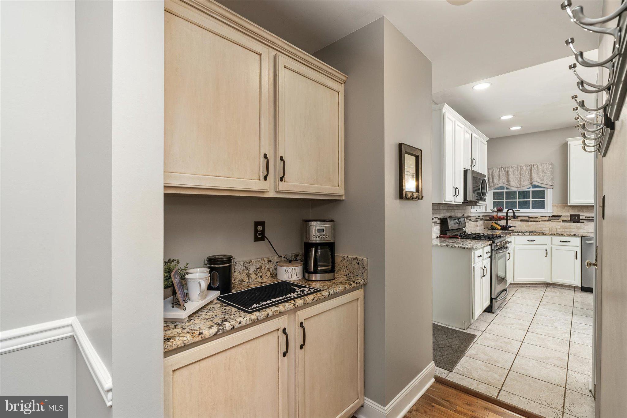 22 Cloverdale Way Columbus, NJ 08022 - Photo 15 of 40