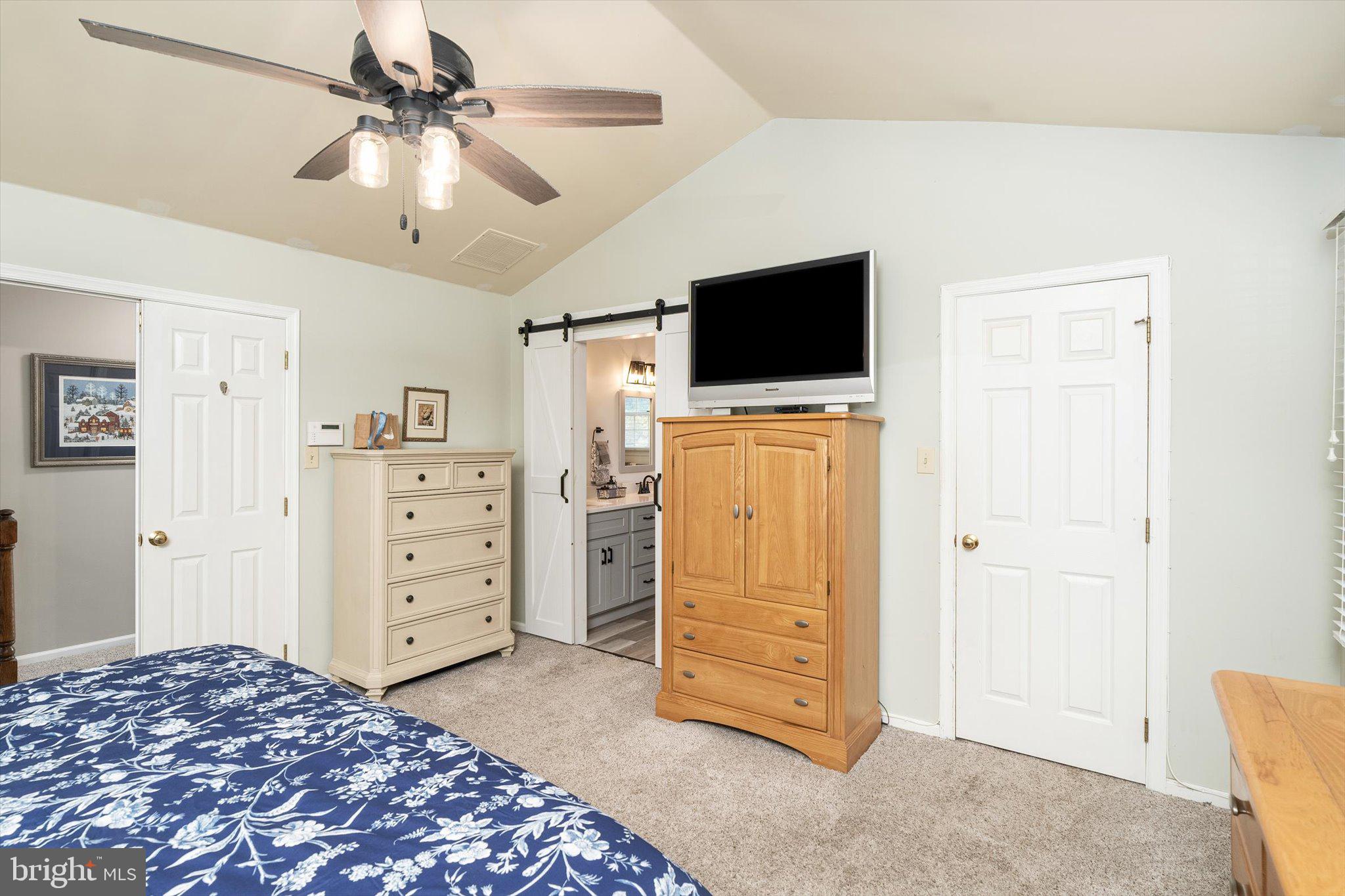 22 Cloverdale Way Columbus, NJ 08022 - Photo 18 of 40