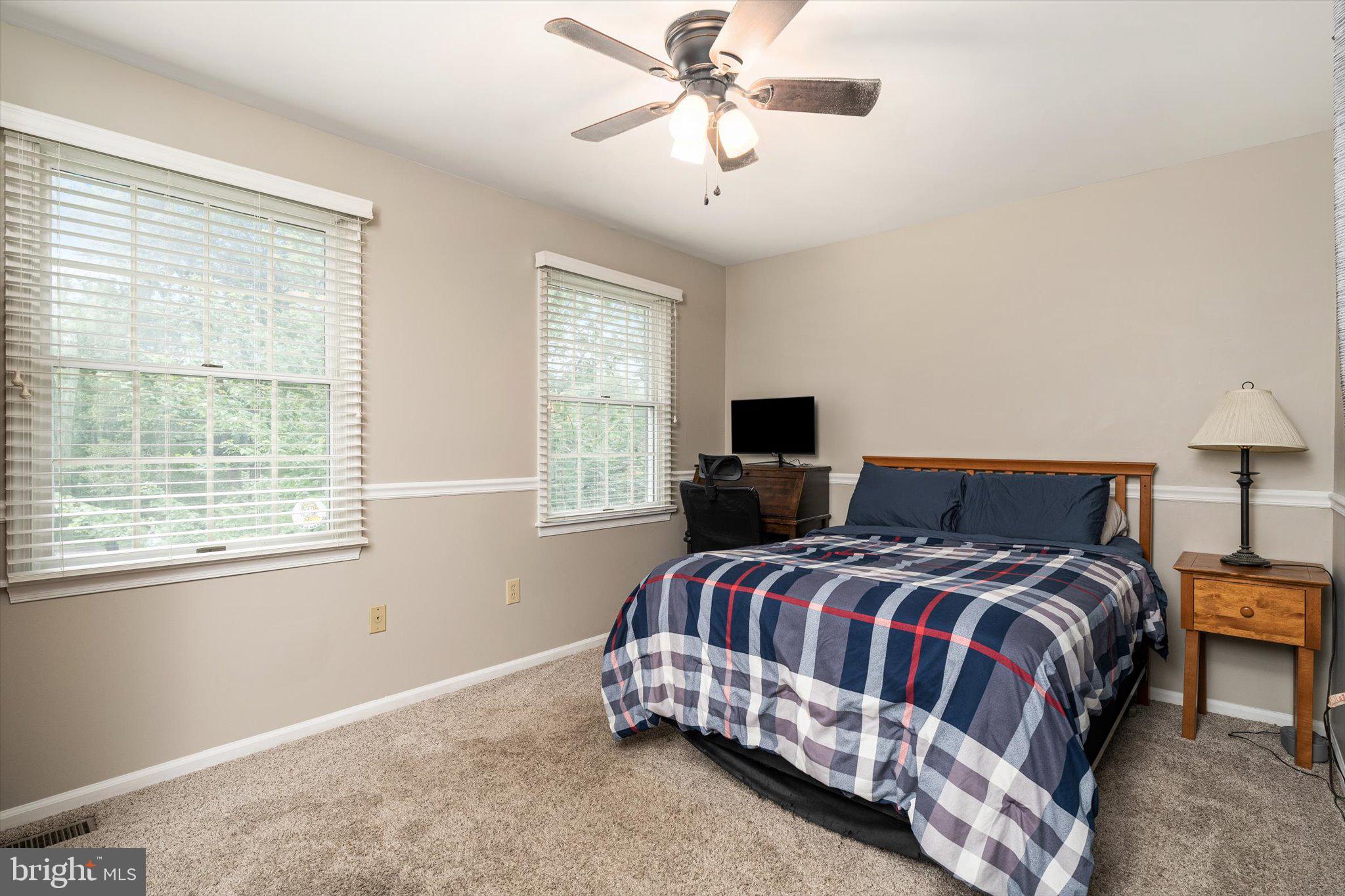 22 Cloverdale Way Columbus, NJ 08022 - Photo 23 of 40