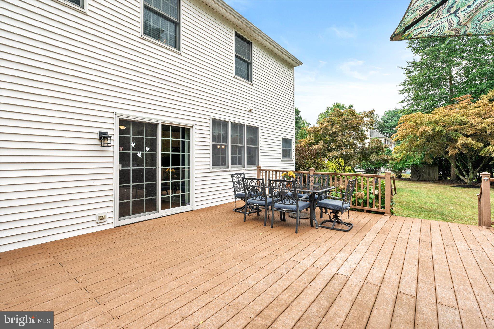 22 Cloverdale Way Columbus, NJ 08022 - Photo 30 of 40