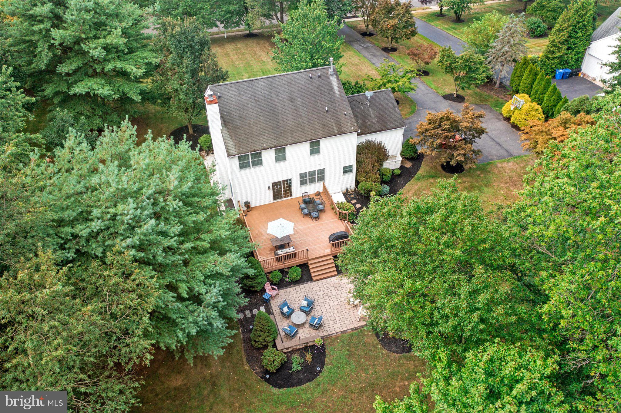 22 Cloverdale Way Columbus, NJ 08022 - Photo 36 of 40