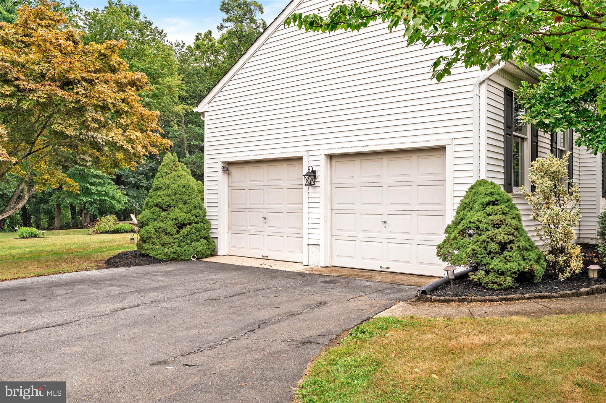 22 Cloverdale Way Columbus, NJ 08022 - Photo 40 of 40