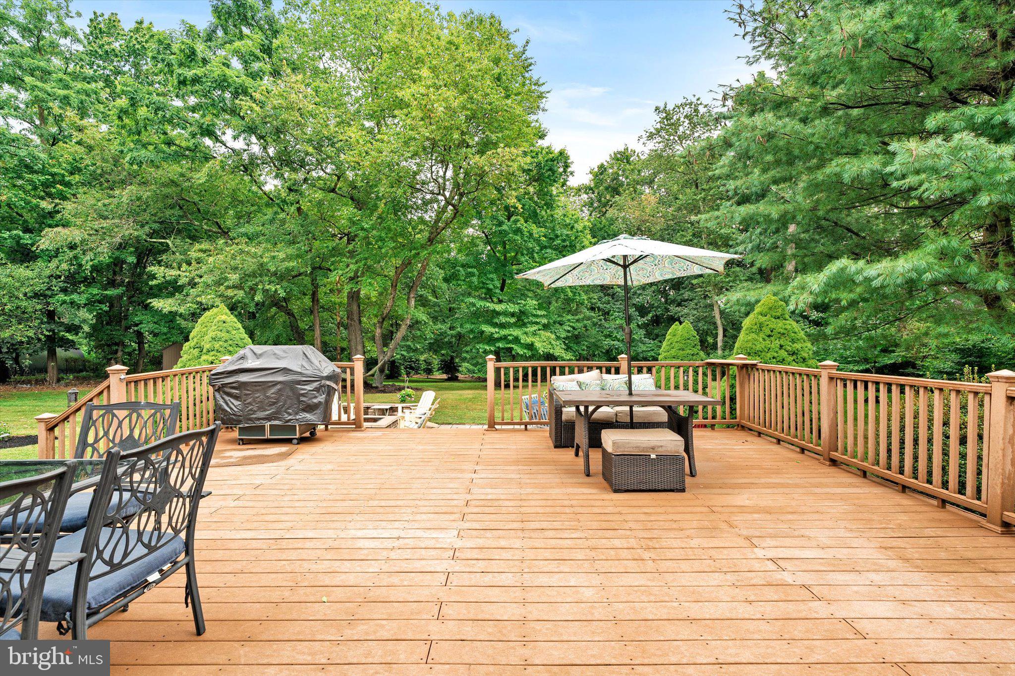 22 Cloverdale Way Columbus, NJ 08022 - Photo 10 of 40