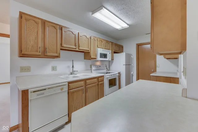 $179,000 | 925 Plaza Drive, Martinsville, IN 46151