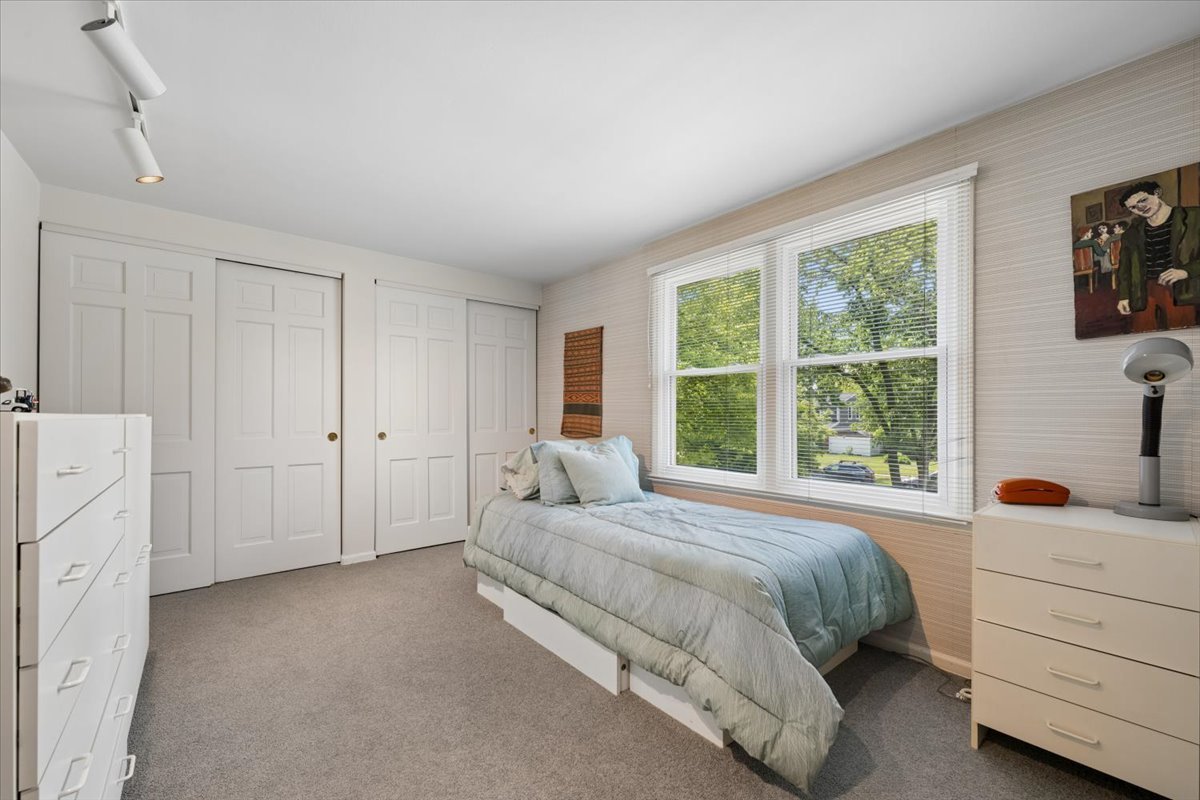 3724 Winnetka Road Glenview, IL 60026 - Photo 21 of 33