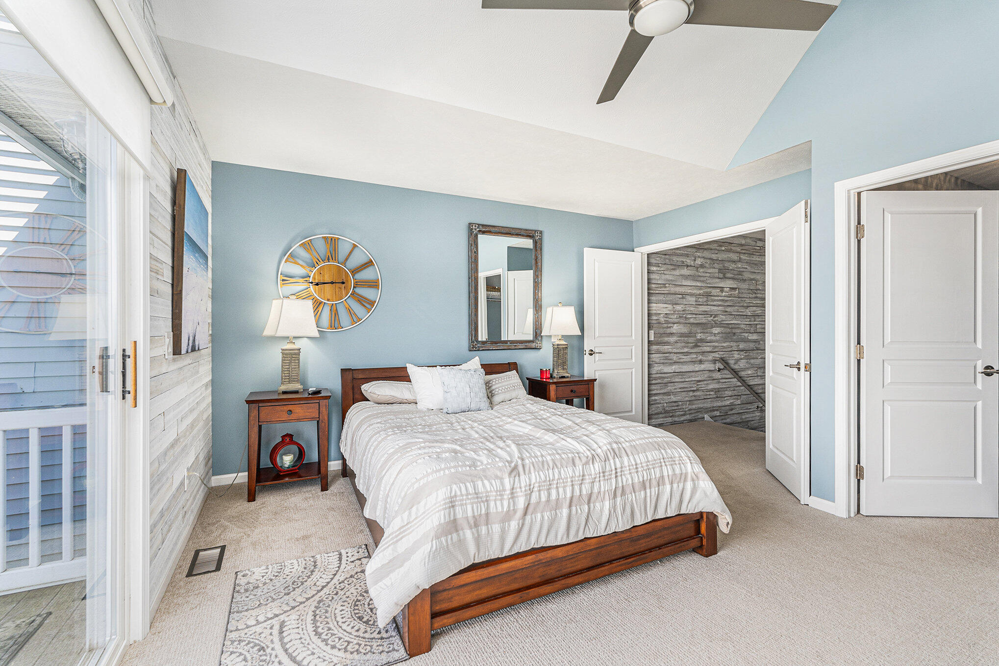 927 West Savidge Street Spring Lake, MI 49456 - Photo 9 of 21 011_dsc08771_976