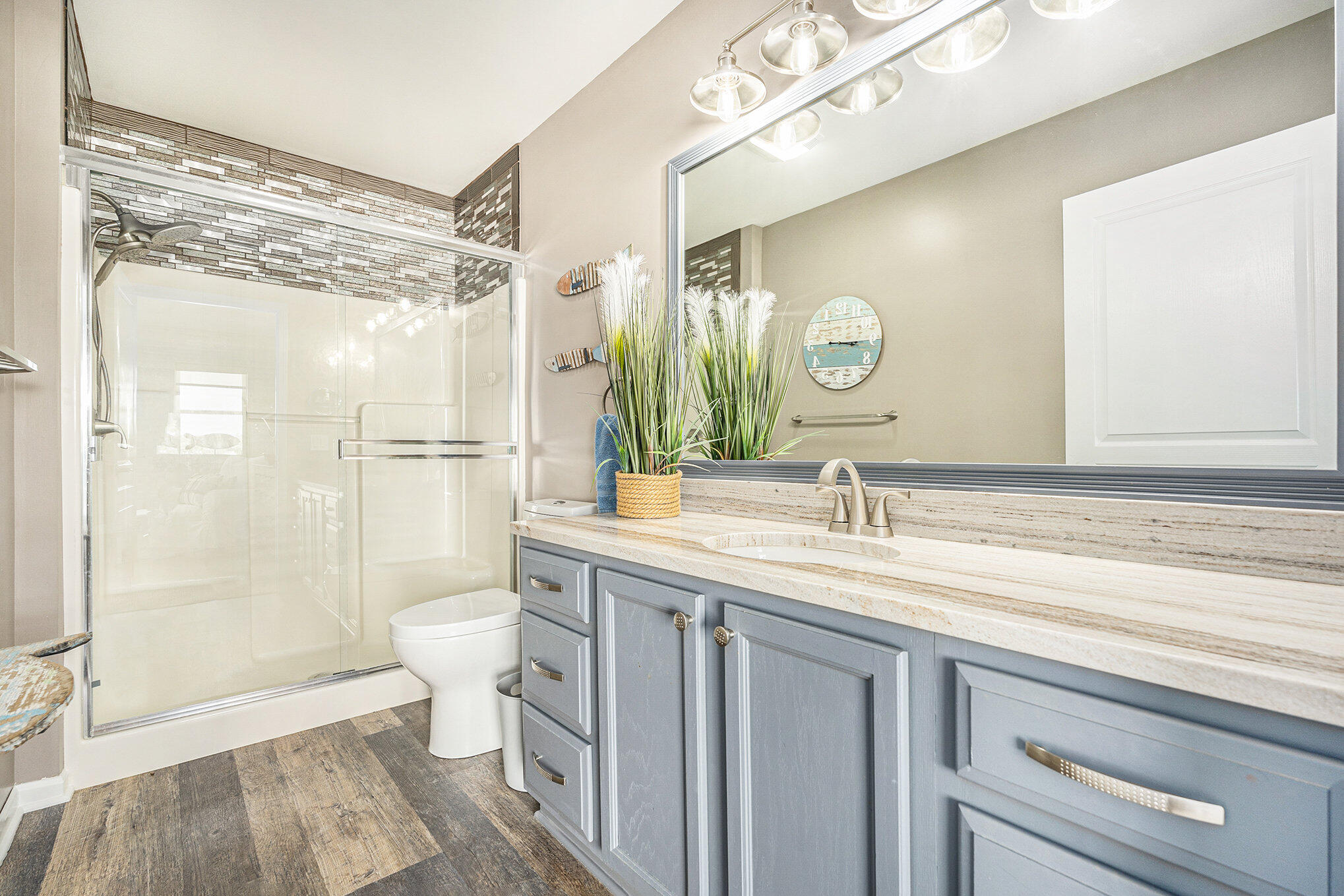 927 West Savidge Street Spring Lake, MI 49456 - Photo 10 of 21 012_dsc08765_738