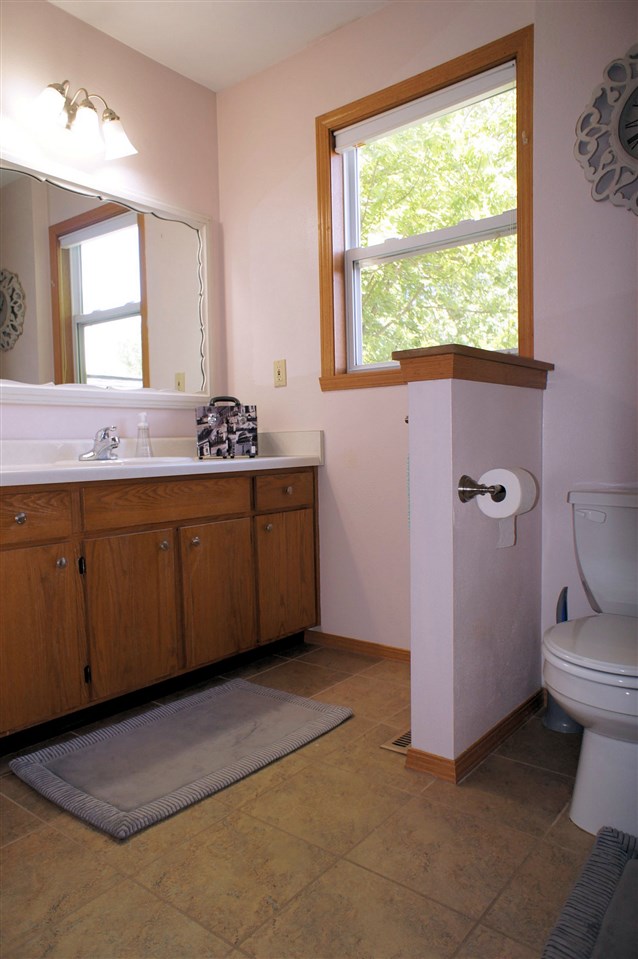 762 7 Hickory Road Byron, IL 61010 - Photo 14 of 25 Gallery Image 14