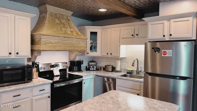 $310,000 | 3710 Weber Road, Unit C308, Gatlinburg, TN 37738