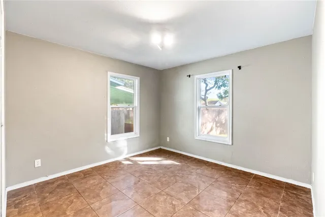 $1,500 | 1309 Oak Park Drive, Aransas Pass, TX 78336