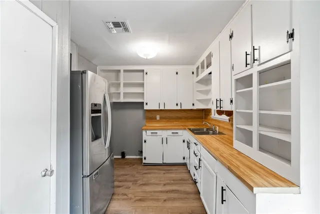 $1,500 | 1309 Oak Park Drive, Aransas Pass, TX 78336