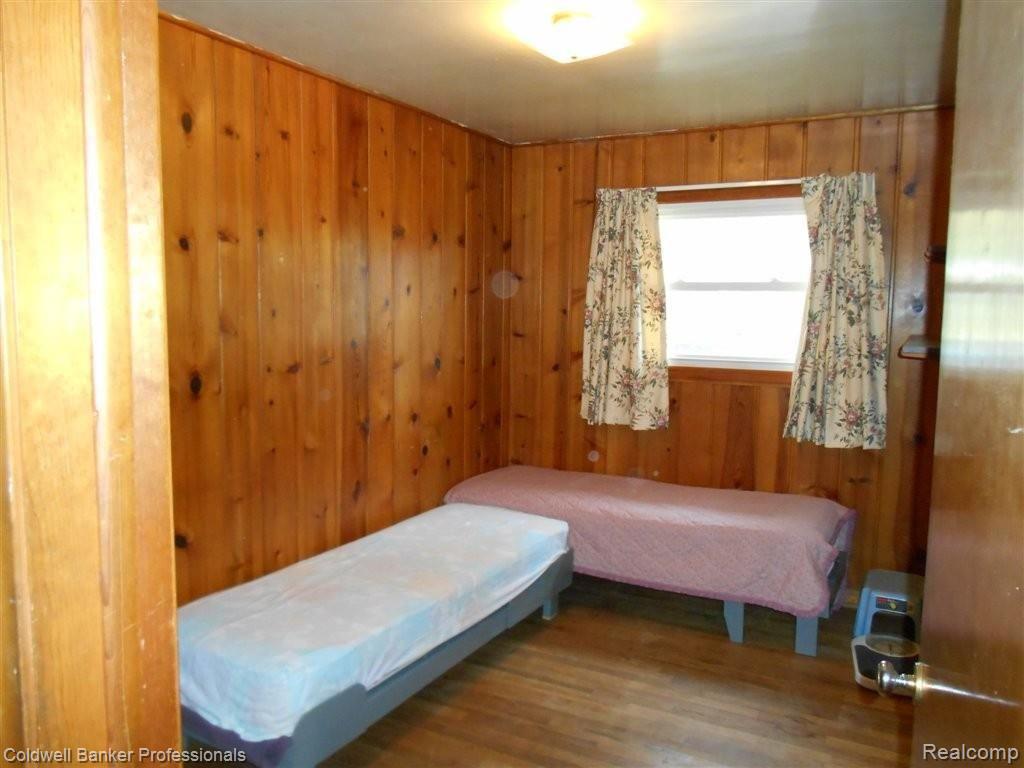 1114 Bloomer Road Rochester, MI 48307 - Photo 14 of 26 Bedroom