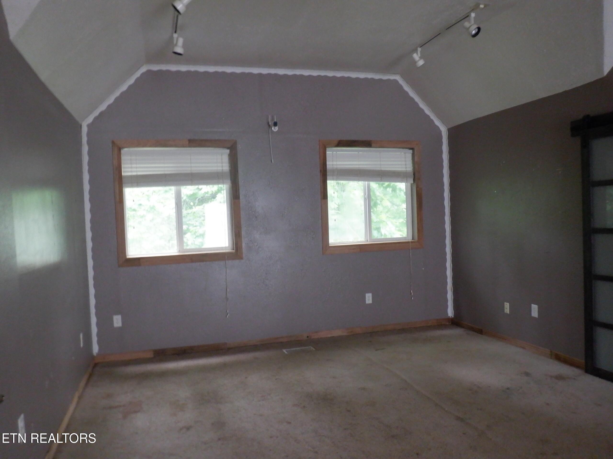 70201 Key Ridge Lane Crawford, TN 38554 - Photo 11 of 13 70201 Key Ridge Rd Primary Bedroom