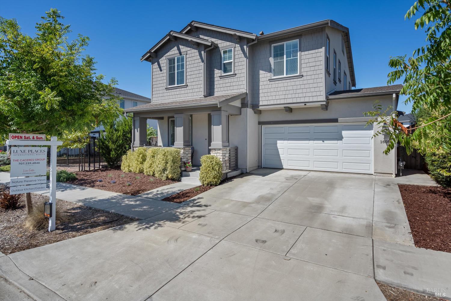 1605 Country Manor Drive Santa Rosa, CA 95403 - Photo 2 of 29 Gallery Image 2