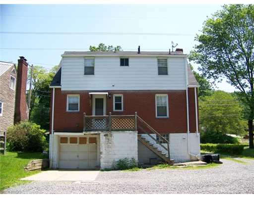 781 Thompson Run Road Pittsburgh, PA 15237 - Photo 3 of 10 Exterior Back.