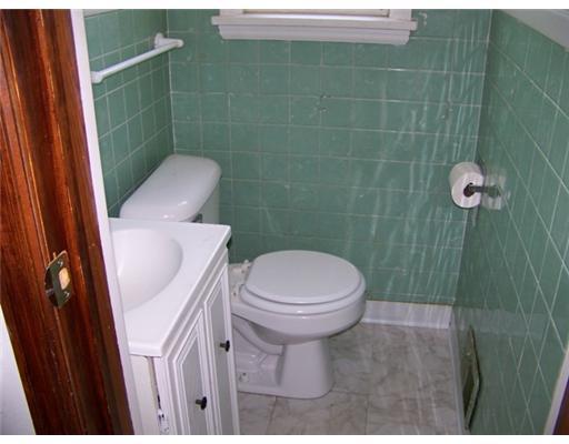 781 Thompson Run Road Pittsburgh, PA 15237 - Photo 10 of 10 Partial Bath.