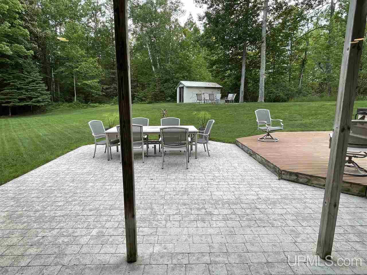 154 Lakeside Road Manistique, MI 49854 - Photo 48 of 55 Gallery Image 48