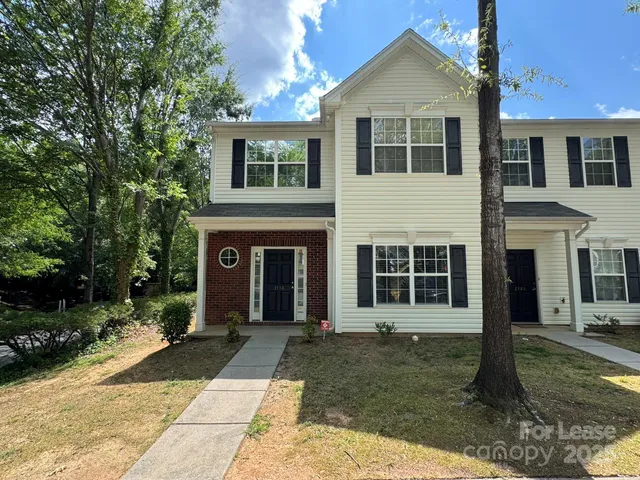 $1,898 | 2184 Winthrop Chase Drive, Charlotte, NC 28212