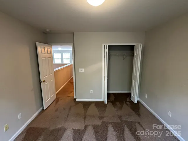 $1,898 | 2184 Winthrop Chase Drive, Charlotte, NC 28212