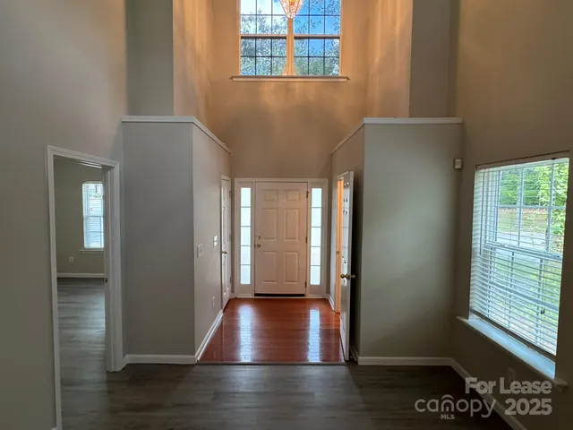 $1,898 | 2184 Winthrop Chase Drive, Charlotte, NC 28212